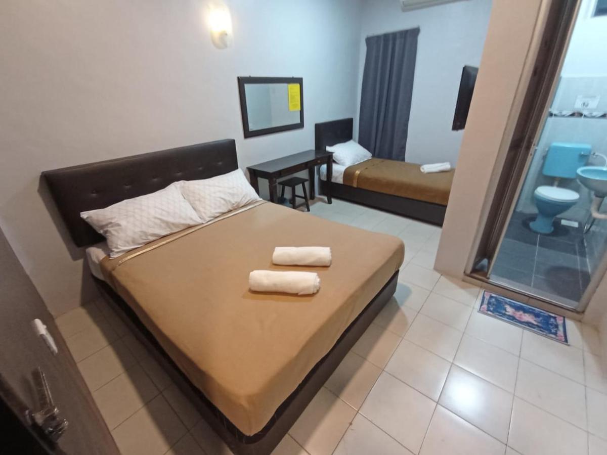 Готель D Layaran Kuantan Lpt Exit 833 Екстер'єр фото