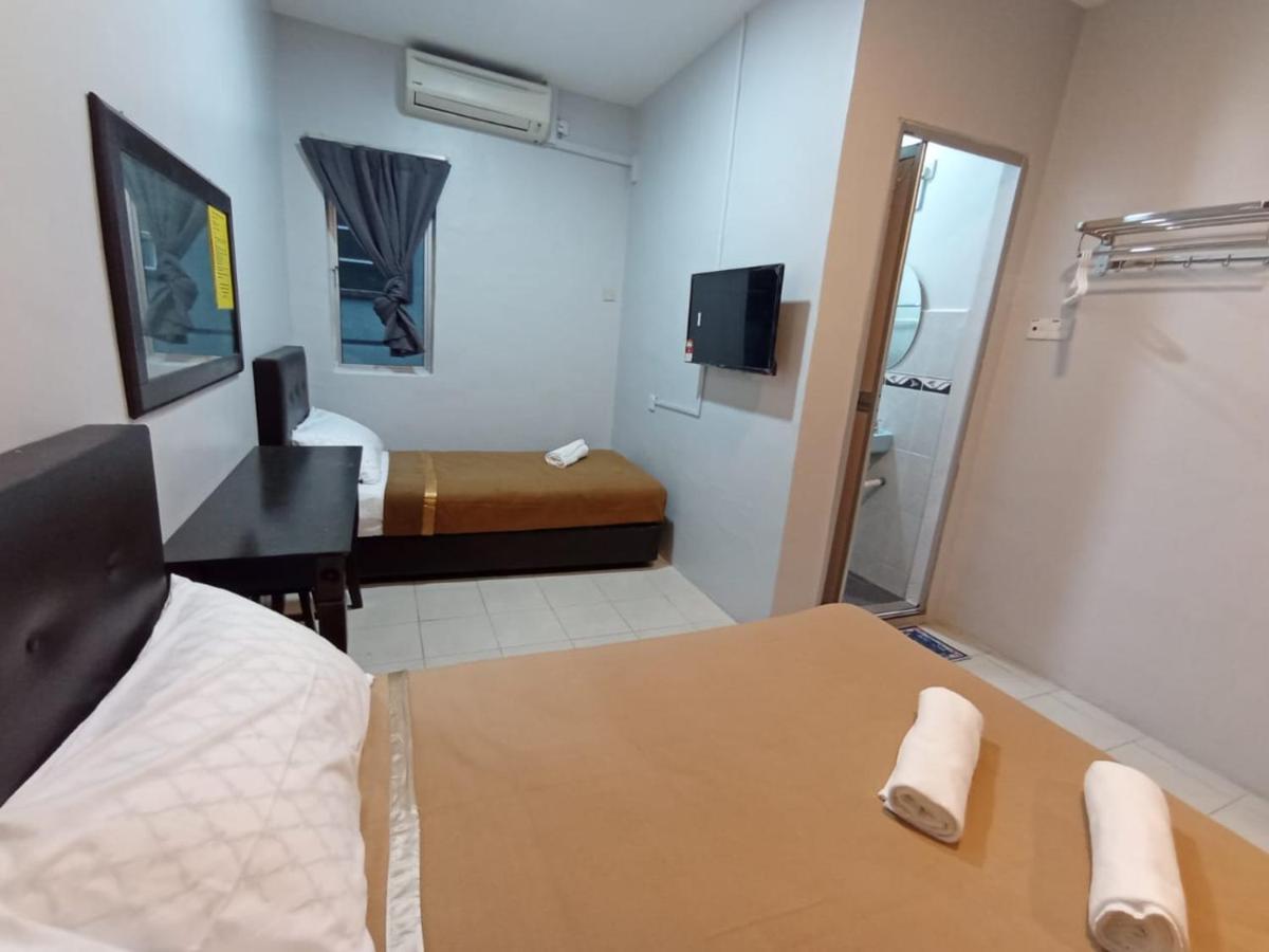 Готель D Layaran Kuantan Lpt Exit 833 Екстер'єр фото