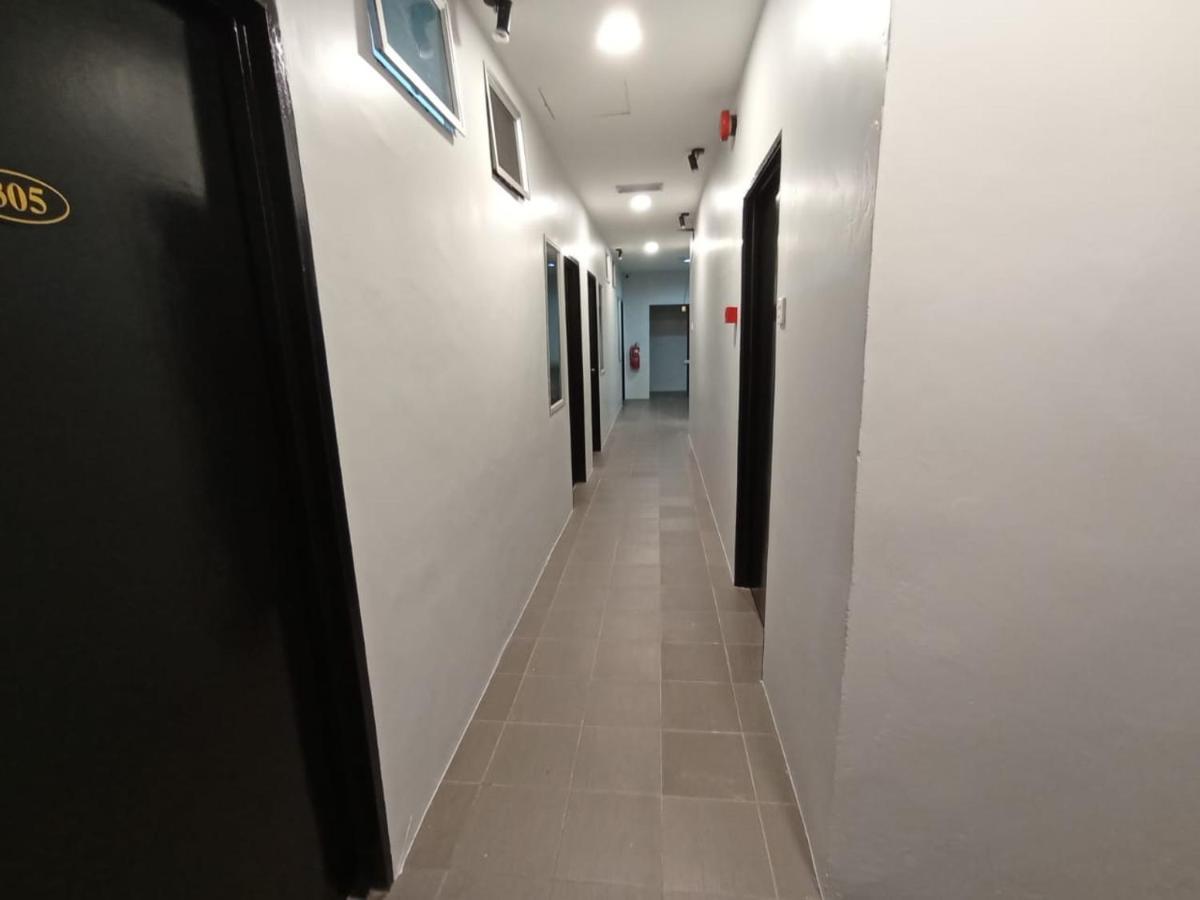 Готель D Layaran Kuantan Lpt Exit 833 Екстер'єр фото